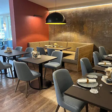 Stempferhof מלון 4*